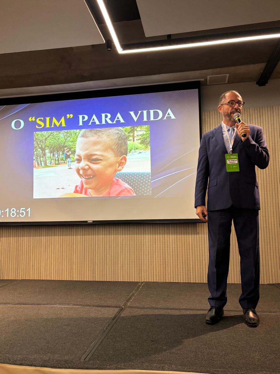Rodrigo palestrando
